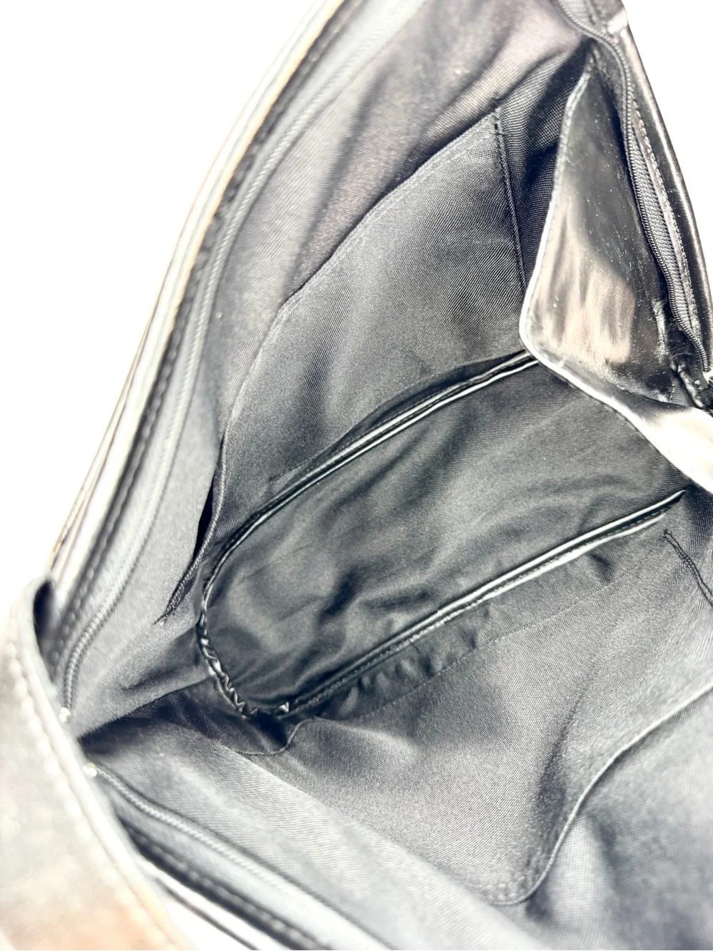 VTG Longchamp Roseau Trapezoid Bucket Shoulder Bag Black Leather France 90s